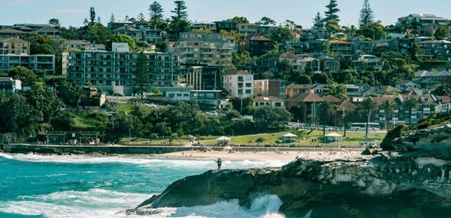 Pros and cons of investing in units versus houses